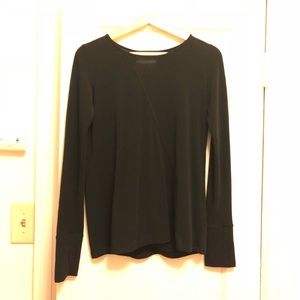 Long sleeves lightweight work out shirt